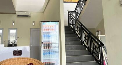 Djuragan Kamar Macan Kumbang