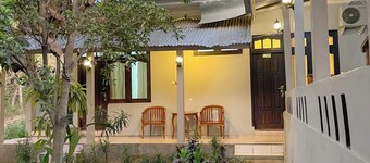 DAlvin Homestay: Cozy, Central Labuan Bajo, Near Airport–Perfect for Your Stay!