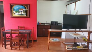 Dining - Furnished apartment [pets welcome ] (El invu ,Quepos)