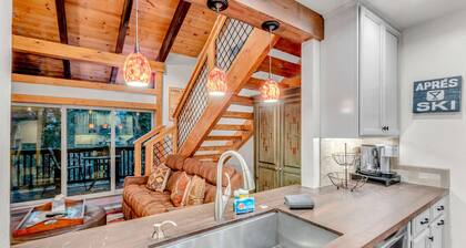 Tahoe Condo Near Skylandia Beach