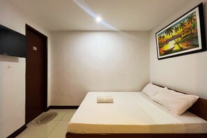 Habitación estándar | Escritorio, wifi gratis, ropa de cama