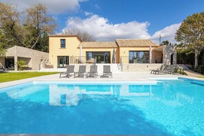 Villa | Pool