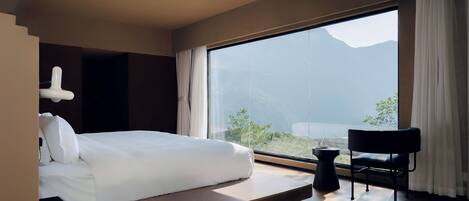 Comfort Double Room, Mountain View | Free WiFi