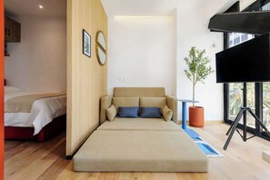 1 bedroom, iron/ironing board, WiFi, bed sheets