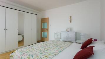 Apartment (One Bedroom Apartment with Balcony) | 1 bedroom, free WiFi