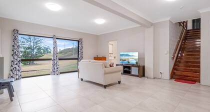 Rocky Retreat at Emu Park