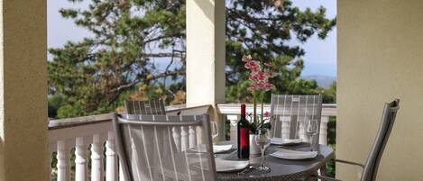 Leilighet (Standard Two Bedroom Apartment) | Balkong