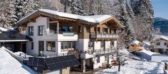 Idyllic apartment, garden and mountain views