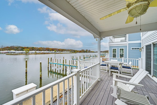 Terrace/patio - St Joseph River, Lake Michigan Access: Luxury Home (St Joseph)