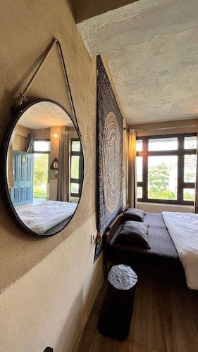 Goroomgo Raah stay Munasayari