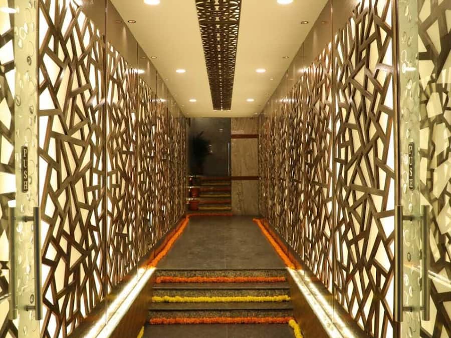 Soundproofing, free WiFi