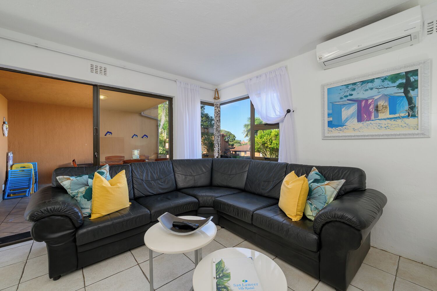 Standard Villa, Garden View | Living area | 40-inch flat-screen TV with satellite channels