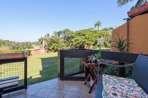 Villa Standard, vista giardino | Terrazza/patio