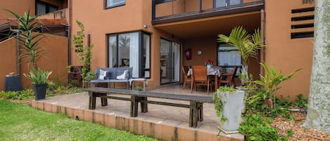 Villa Standard, vista giardino | Terrazza/patio
