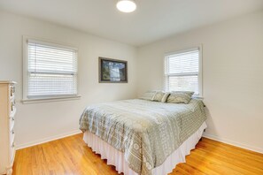 4 chambres, fer et planche à repasser, accès Internet, draps fournis