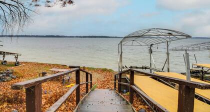 Scenic Cabin w/ Private Beach in Crosslake!