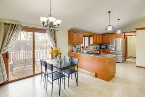 Fridge, microwave, stovetop, dishwasher - Peek-a-Boo Lake Views & Yard: Windham Home (Windham)