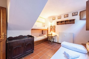 Standard Apartment, Multiple Bedrooms, 2 Bathrooms (Lovely Apartment In Courmayeur) | 2 bedrooms, iron/ironing board, WiFi, bed sheets