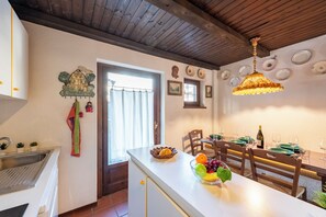 Interior - Lovely Apartment In Courmayeur (Courmayeur)