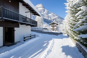 Exterior - Lovely Apartment In Courmayeur (Courmayeur)