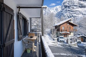 Standard Apartment, Multiple Bedrooms (Graceful Apartment In Courmayeur) | Balcony - Graceful Apartment In Courmayeur (Courmayeur)