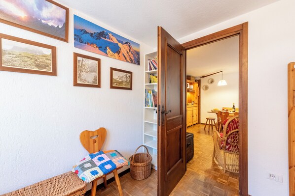 Standard Apartment, Multiple Bedrooms (Graceful Apartment In Courmayeur) | Interior - Graceful Apartment In Courmayeur (Courmayeur)