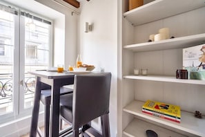 Dining - New Cocoon Duplex for 2 in the Heart of Paris (5D) (Paris)
