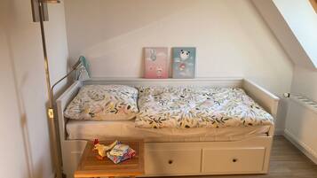 2 chambres, Wi-Fi gratuit, draps fournis