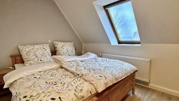 2 bedrooms, free WiFi, bed sheets