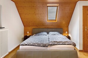 1 bedroom, iron/ironing board, free WiFi, bed sheets - Apartment 'Stadtvilla' with Private Garden and Wi-Fi (Magdeburg)