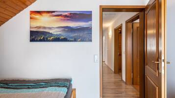 2 bedrooms, free WiFi