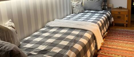 2 habitaciones, tabla de planchar con plancha y wifi gratis