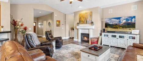 Smart TV, fireplace, offices