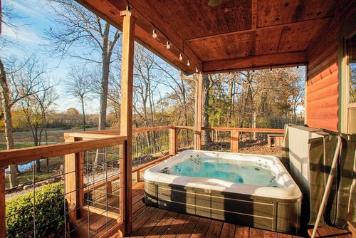 Hilltop Haven • Pool, Hot Tub & Game Loft