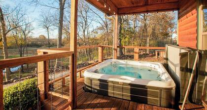 Hilltop Haven • Pool, Hot Tub & Game Loft