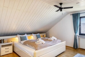 2 bedrooms, free WiFi, bed sheets