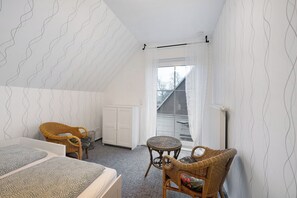 2 bedrooms, free WiFi, bed sheets