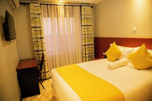 Deluxe Double Room - Kaloni Hotels (Seeta)