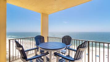 Signature Condo, 1 Bedroom, Kitchen, Beach View | Balcony
