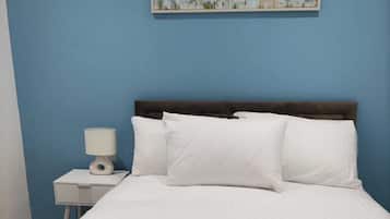 4 bedrooms, desk, iron/ironing board, free WiFi