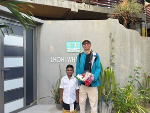 Mặt tiền nơi lưu trú
