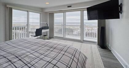 Immaculately Renovated Beachfront Townhome with Incredible Views!