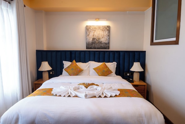 Deluxe Double Room, Balcony, Mountain View | Premium bedding, pillowtop beds, desk, soundproofing