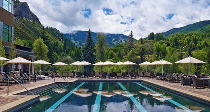 Beaver Creek Solace | Studio w/ Resort Pool + Hot Tub | Premier Avon Location