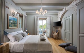 4 chambres, fer et planche à repasser, Wi-Fi gratuit, draps fournis