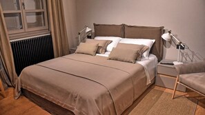 5 soverom, strykejern/-brett, wi-fi (inkludert) og sengetøy