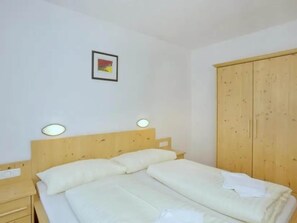 Uklassifisert bilde, 4 av 30, knapp