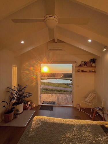 Banjos Cabin Gippsland | Valley Pond Views