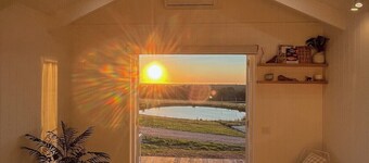 Banjos Cabin Gippsland | Valley Pond Views