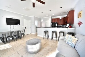 Smart TV - 4-bedroom Beach House Escape! (Myrtle Beach)